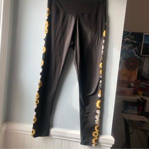 Rue 21 sunflower leggings